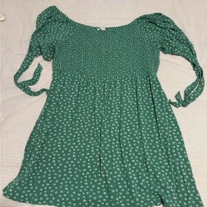 American Eagle Outfitters Teal Floral Smocked Top
